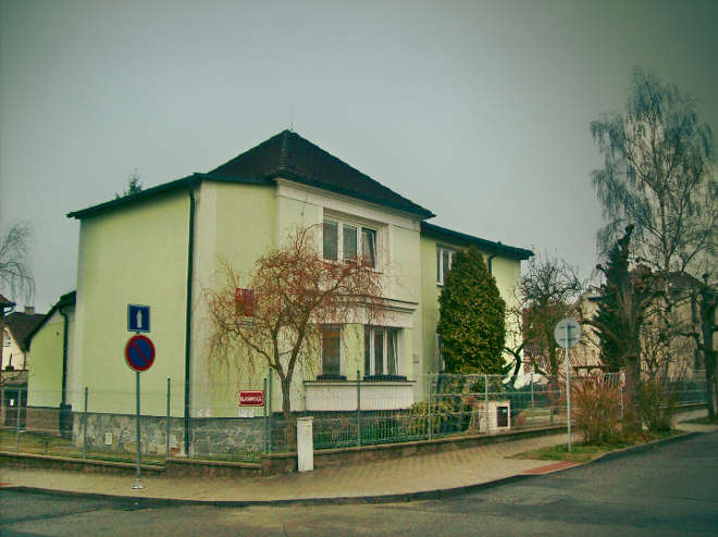 Budova